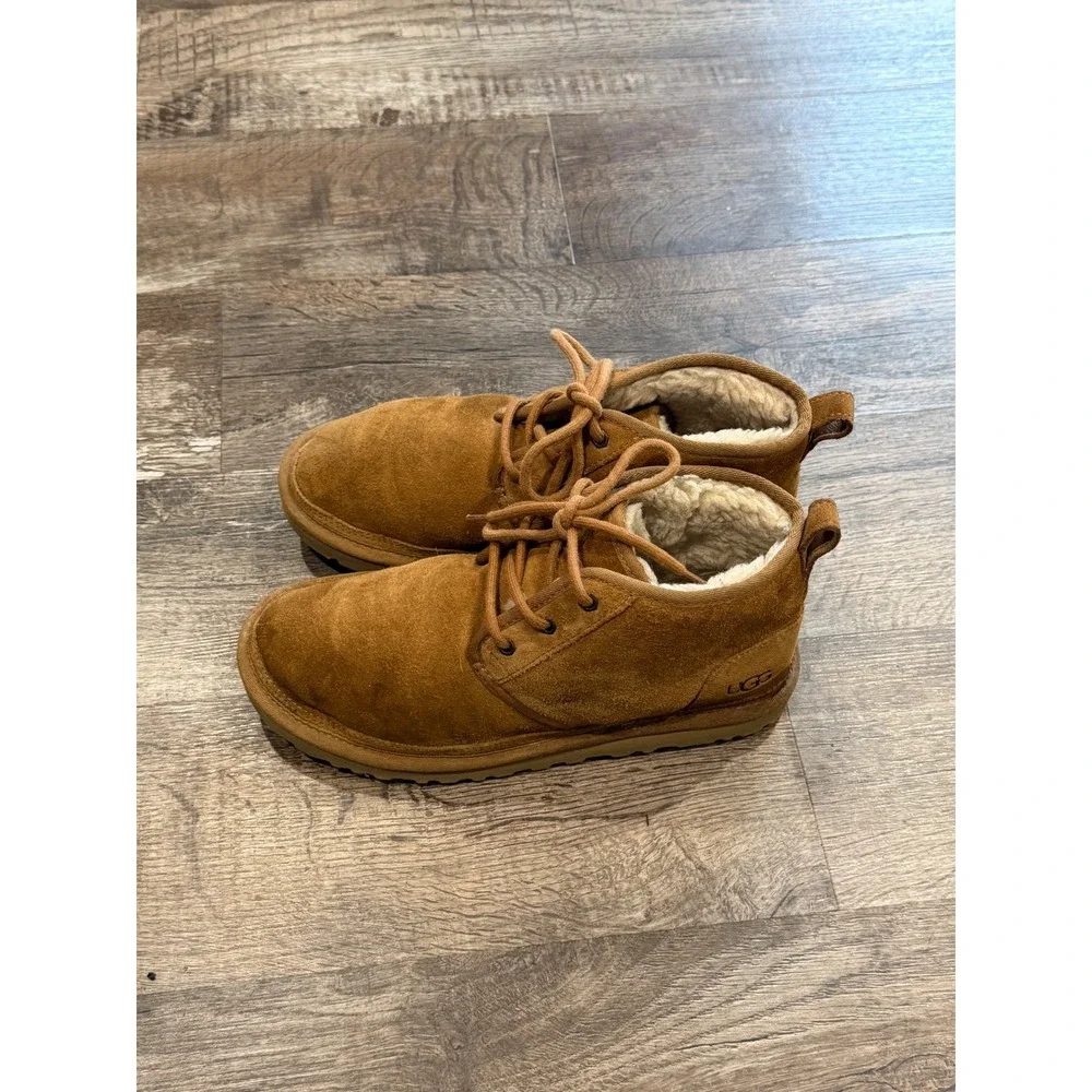UGG logo rich classic